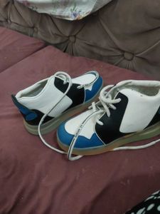 Cute Kids&#39; Sneakers