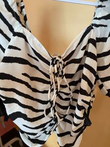 H&amp;M Zebra Print Tie Top
