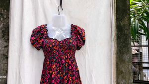 8210. Floral Print Mini Dress