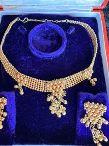 Beautiful Gold-Tone Necklace Set