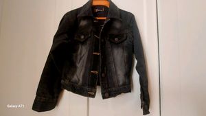 Solid Cropped Denim Women Jacket