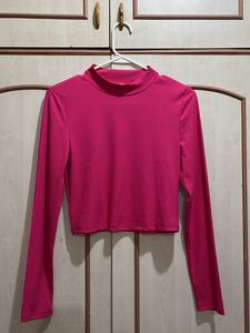 Hot Pink Full Sleeved Crop Top
