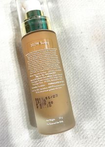 MyGlamm Super Serum Foundation