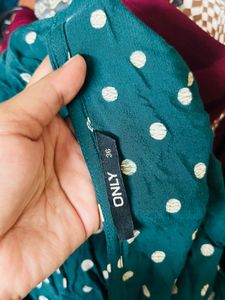 Green Polka Dot Full Sleeve Top