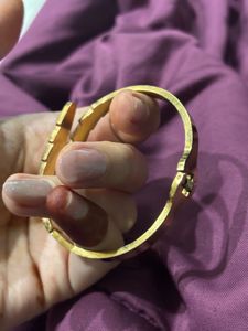 ANTI-TARNISH Gold-Tone Serpent Bangle