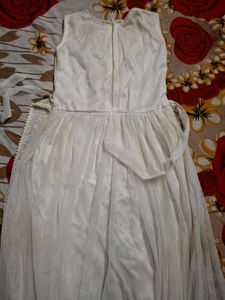 Elegant Embellished Frok