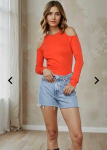 Chic Cutout Long Sleeve Top