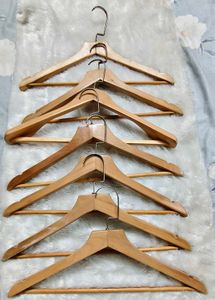 Combo Wooden Premium Hangers 6 Pieces Set