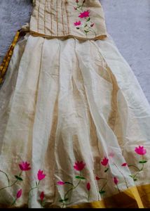 Pure Kasavu Cotton Top And Skirt