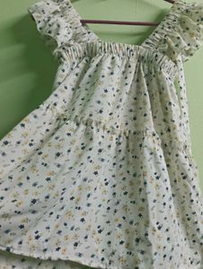 Floral Tie-Strap Ruffle Tank