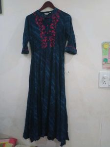 Elegant Embroidered Kurta