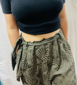 🌈H&amp;M High-Waisted Oilve Green Trouser