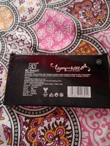 Eyeshadow Palette