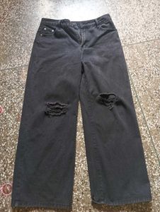 Black Ripped Jeans Of Savana