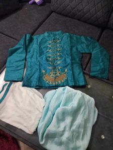 Elegant Teal Embroidered Kurta