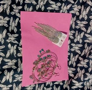 Combo Offer 2 Earing + Free Lashes