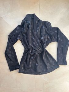 Patterned Black Long Sleeve Top