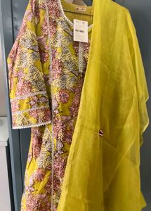 Aachho Suit Set