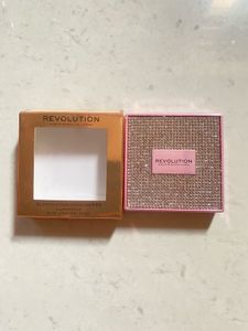 Revolution Glamorous Highlighter