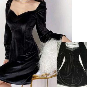 Sweetheart Neckline Black Velvet Korean Dress