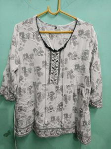 Women Short Kurtis