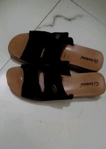 Black Flat Sandals🖤