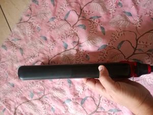 Croma Hair Straightener