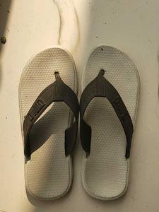 Casual Grey Flip-Flops