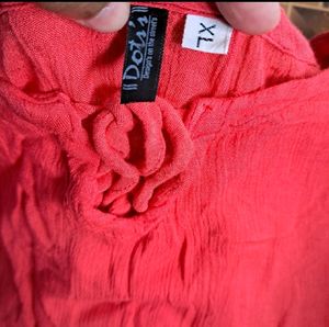 Dot&#39;s Coral Crush Fabric Top