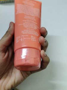 Foxtale Super Glow Face Wash