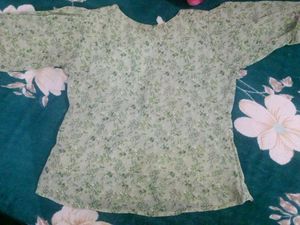 Beautiful Floral Printed Women’s Top