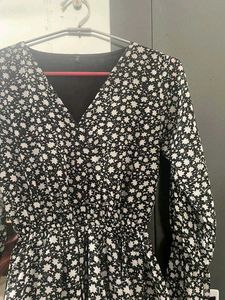 Classic Ravishing Women Dresses