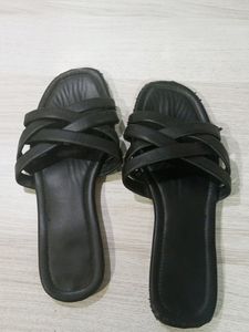 Black Flipflop Sleepers