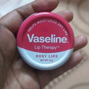 Vaseline lib therapy tins for moisturized &amp; soft l
