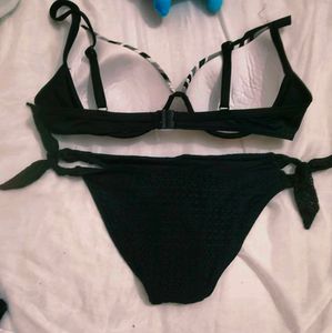 Chic Bikini Beautiful Bra With Penty