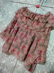 Floral Print Off-Shoulder Top