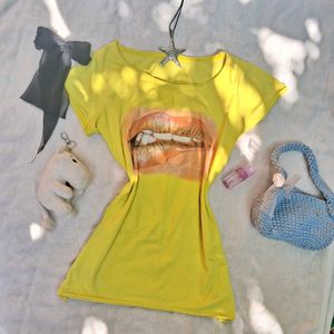 Pribterest Trendy Yellow Graphic fitted top