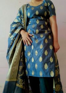 Banarasi Kurti Set, With Dupatta And Bottom