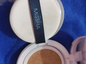 MISSHA Magic Cushion Cover Foundation