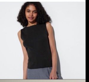 Sleeveless Black Tank Top