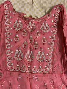 Avaasa Style Yolk Glitter Print Festive Kurti