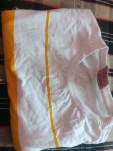 A Casual Sweat Shirt For Daily Or Party Ware