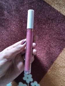 Pink Lip Gloss In Shade Yummy