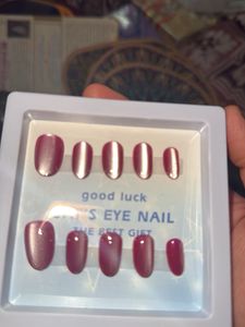 Cat Eye Nail Extentions