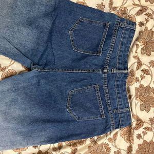 Trendy High-Waisted Flared Jeans