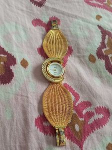GOLDEN WATCH