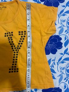 Yellow NY Graphic Cropped T-Shirt