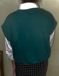 H&amp;M Green &#39;Des Sports&#39; Sweater Vest
