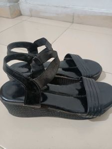Chic Black Wedge Sandals