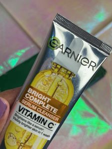 Bright Complete Serum Cleanser